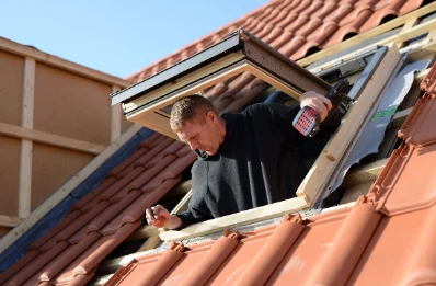 Pose de fenêtres de toit Velux à Sainneville